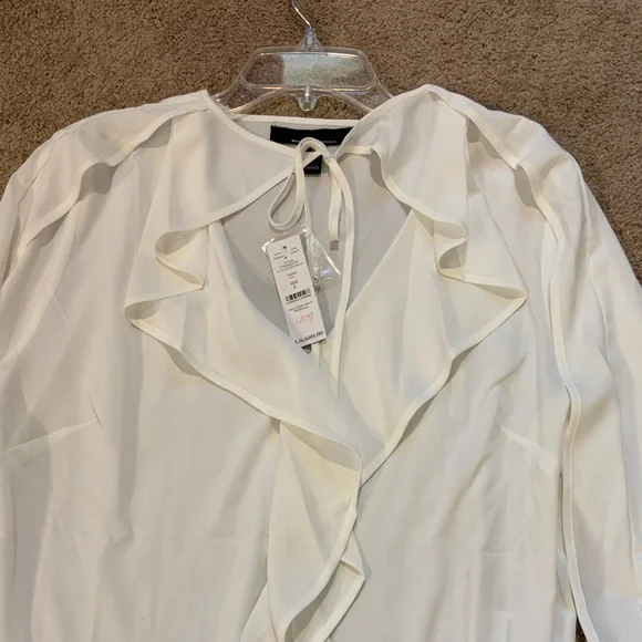 Elegant White House Black Market White Ruffle, tie @ neck Women's Blouse - Picture 6 of 7